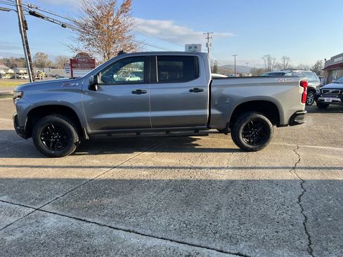 Used 2021 Chevrolet Silverado 1500 LT Trail Boss w/ Convenience Package II image 22