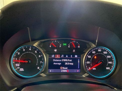 Used 2023 Chevrolet Equinox LT image 37