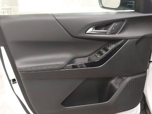 New 2026 Chevrolet Equinox LT w/ Convenience Package II image 22