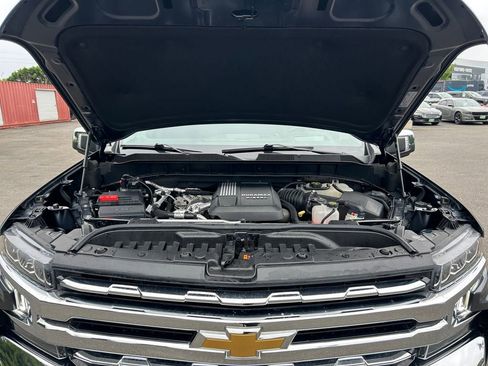Used 2022 Chevrolet Silverado 1500 LTZ w/ LTZ Premium Package AWD/4WD image 30