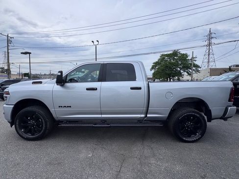 Used 2026 RAM 2500 Big Horn AWD/4WD image 4