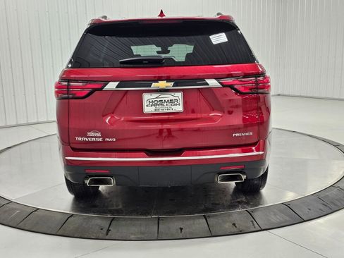 Used 2023 Chevrolet Traverse Premier image 4
