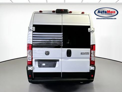 Used 2023 RAM ProMaster 2500 image 8