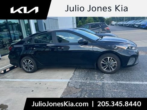 Used 2024 Kia Forte LXS FWD image 1
