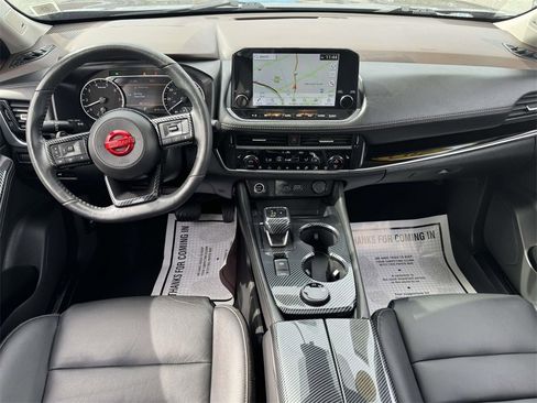 Used 2023 Nissan Rogue SL w/ SL Premium Package image 13