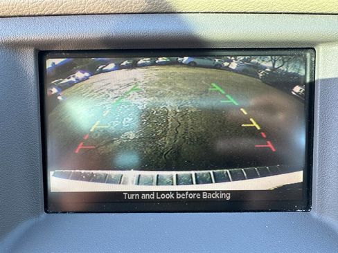 Used 2010 Nissan Murano LE w/ Navigation Pkg image 21