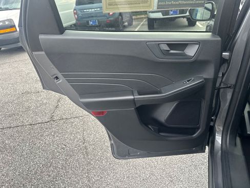 Certified 2024 Ford Escape Active AWD/4WD image 24