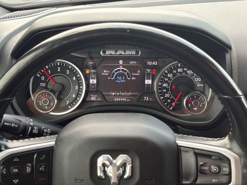 Used 2022 RAM 1500 Big Horn AWD/4WD image 20