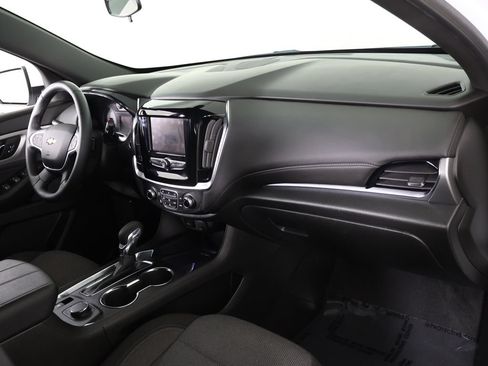 Used 2023 Chevrolet Traverse LT FWD image 28