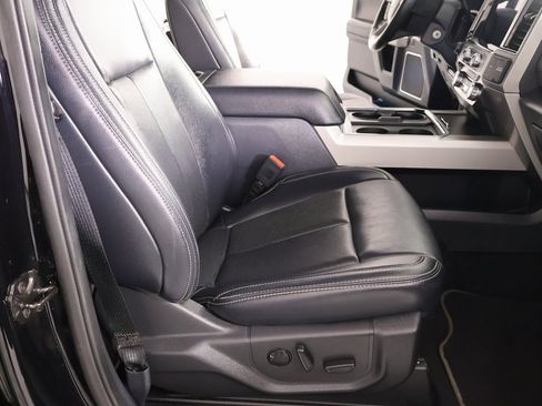 Used 2022 Ford F250 Lariat w/ Lariat Value Package image 14