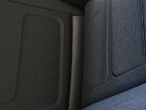 Used 2019 Jeep Renegade Latitude AWD/4WD image 25
