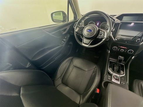 Used 2020 Subaru Forester Limited image 9