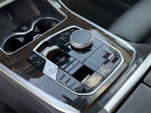 Used 2023 BMW X7 xDrive40i image 23