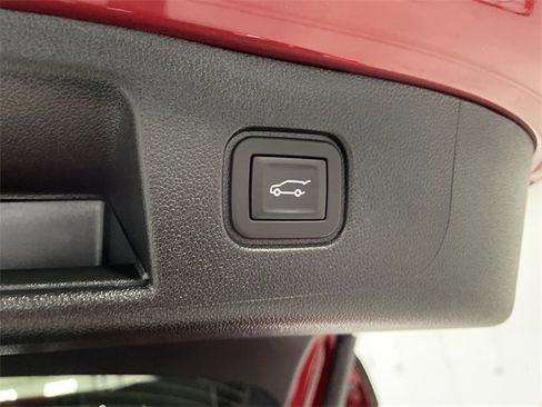 Certified 2025 Chevrolet Blazer EV RS image 16