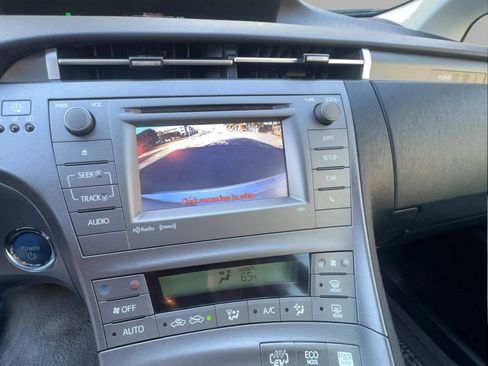 Used 2014 Toyota Prius Prime Plug-In Hybrid FWD image 22
