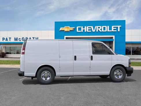 New 2025 Chevrolet Express 2500 w/ Driver Convenience Package image 5