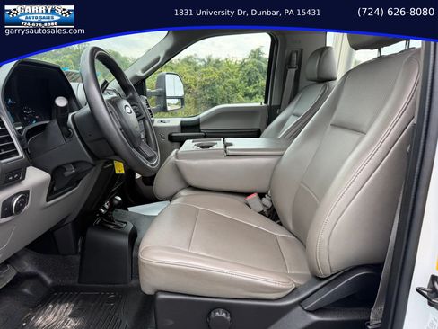 Used 2019 Ford F550 4x4 Regular Cab Super Duty image 12