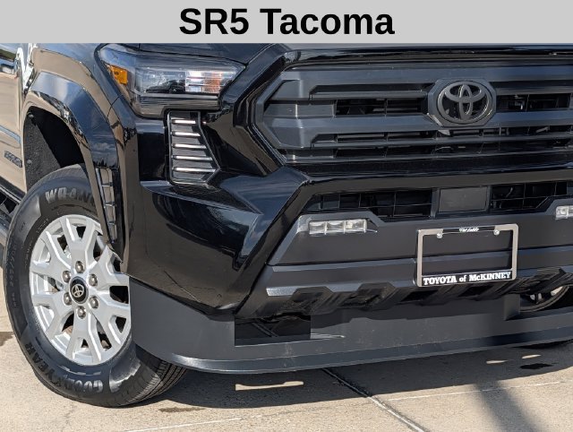 Used 2025 Toyota Tacoma SR5 AWD/4WD image 3