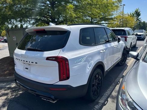 Used 2022 Kia Telluride SX w/ Nightfall Edition Package AWD/4WD image 4