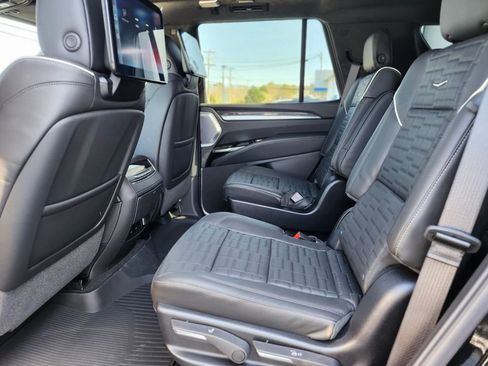 New 2026 Cadillac Escalade V w/ LPO, Floor Liner Package AWD/4WD image 14