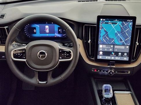 New 2026 Volvo XC60 B5 Core image 27
