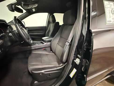 Used 2025 Dodge Durango GT AWD/4WD image 12