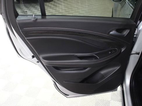 Used 2018 Buick Envision Essence image 20