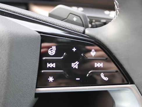 New 2025 Audi Q5 Premium Plus image 28