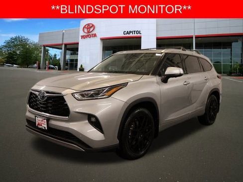 Used 2023 Toyota Highlander Platinum image 6
