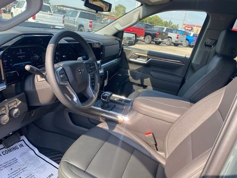 New 2026 Chevrolet Silverado 1500 LT Trail Boss w/ Convenience Package II image 16