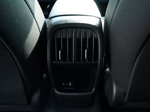 Used 2024 Hyundai Kona SEL AWD/4WD image 45