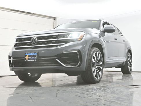 Used 2022 Volkswagen Atlas Cross Sport SEL Premium R-Line AWD/4WD image 25