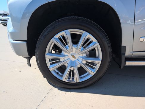 Certified 2025 Chevrolet Silverado 1500 High Country w/ High Country Premium Package image 13