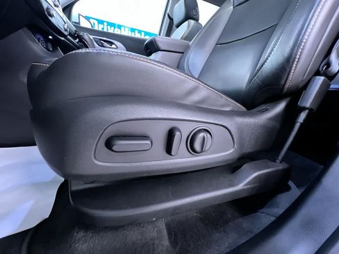 Used 2020 Chevrolet Traverse RS AWD/4WD image 13