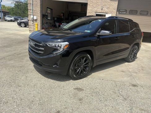 Used 2020 GMC Terrain SLT w/ Preferred Package AWD/4WD image 7