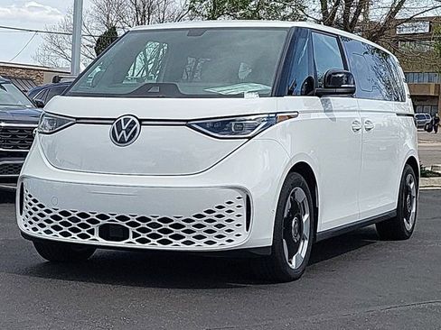 New 2025 Volkswagen ID. Buzz Pro S RWD image 4