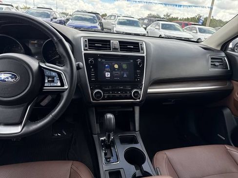 Used 2018 Subaru Outback 2.5i Touring AWD/4WD image 23