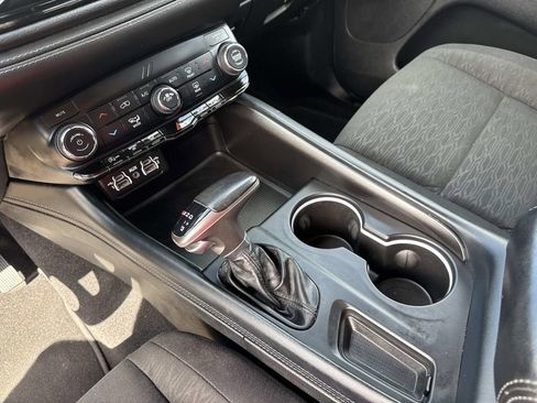 Used 2023 Dodge Durango SXT Launch Edition image 28