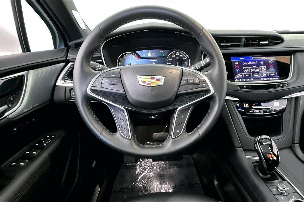Used 2025 Cadillac XT5 Premium Luxury AWD/4WD image 6