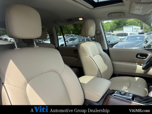 Used 2023 Nissan Armada SL w/ Captain's Chairs Package AWD/4WD image 32