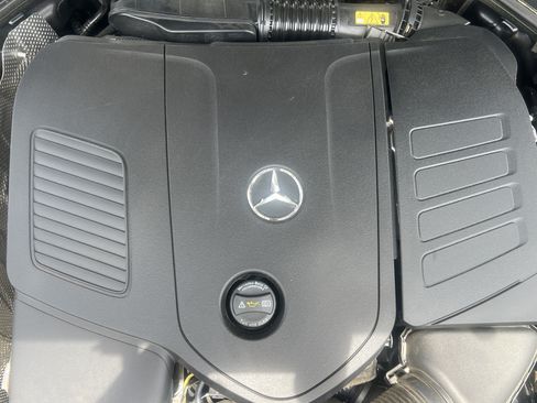 Used 2025 Mercedes-Benz E 350 Sedan image 36