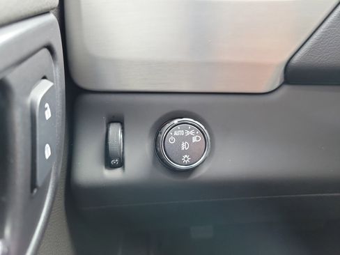 Used 2019 GMC Yukon XL SLT w/ Open Road Package image 27