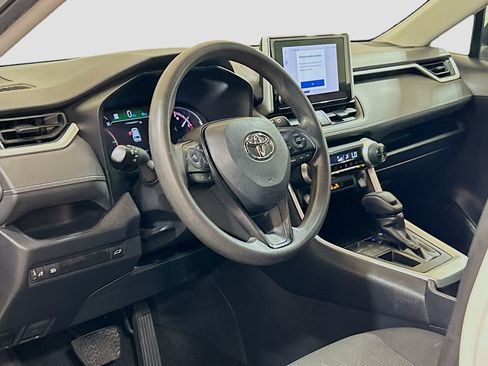 Used 2023 Toyota RAV4 XLE w/ Convenience Package FWD image 7
