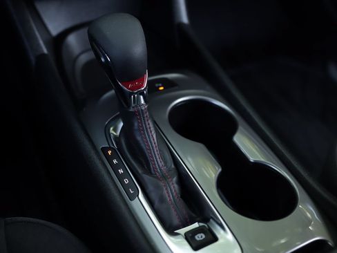 Used 2024 Chevrolet Malibu RS FWD image 17