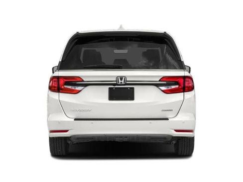Used 2024 Honda Odyssey Touring image 5