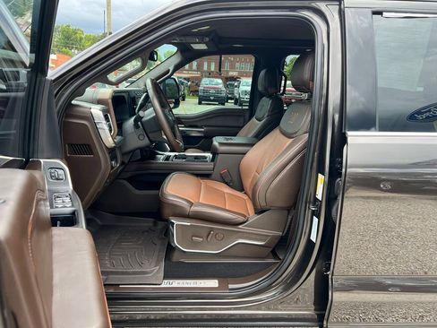 Used 2024 Ford F250 King Ranch w/ Chrome Package AWD/4WD image 13