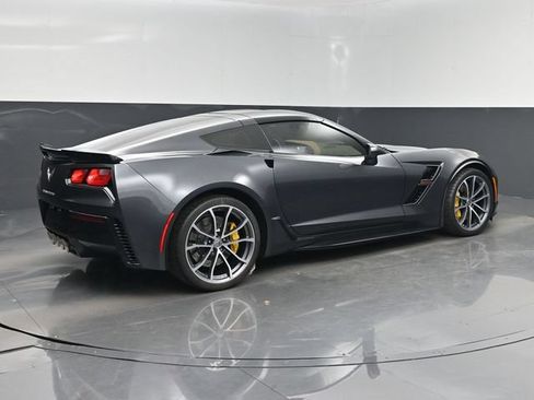 Used 2018 Chevrolet Corvette Grand Sport RWD image 3