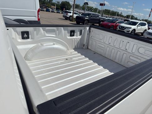 Used 2016 Ford F150 Lariat w/ Equipment Group 502A Luxury AWD/4WD image 11