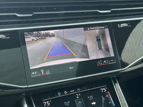 Used 2023 Audi Q7 2.0T Premium w/ Convenience Package image 29