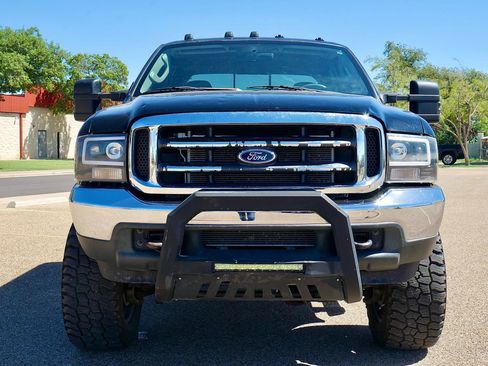 Used 2004 Ford F250 Lariat AWD/4WD image 2